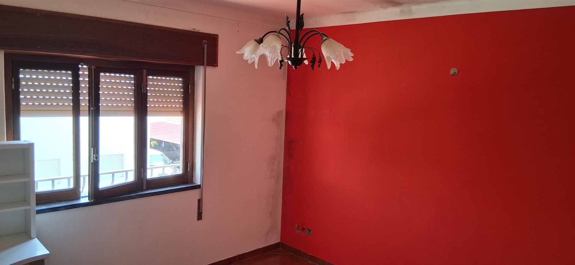 Moradia T5 com Jardim e Churrasqueira em Santo Antonino, Coruche